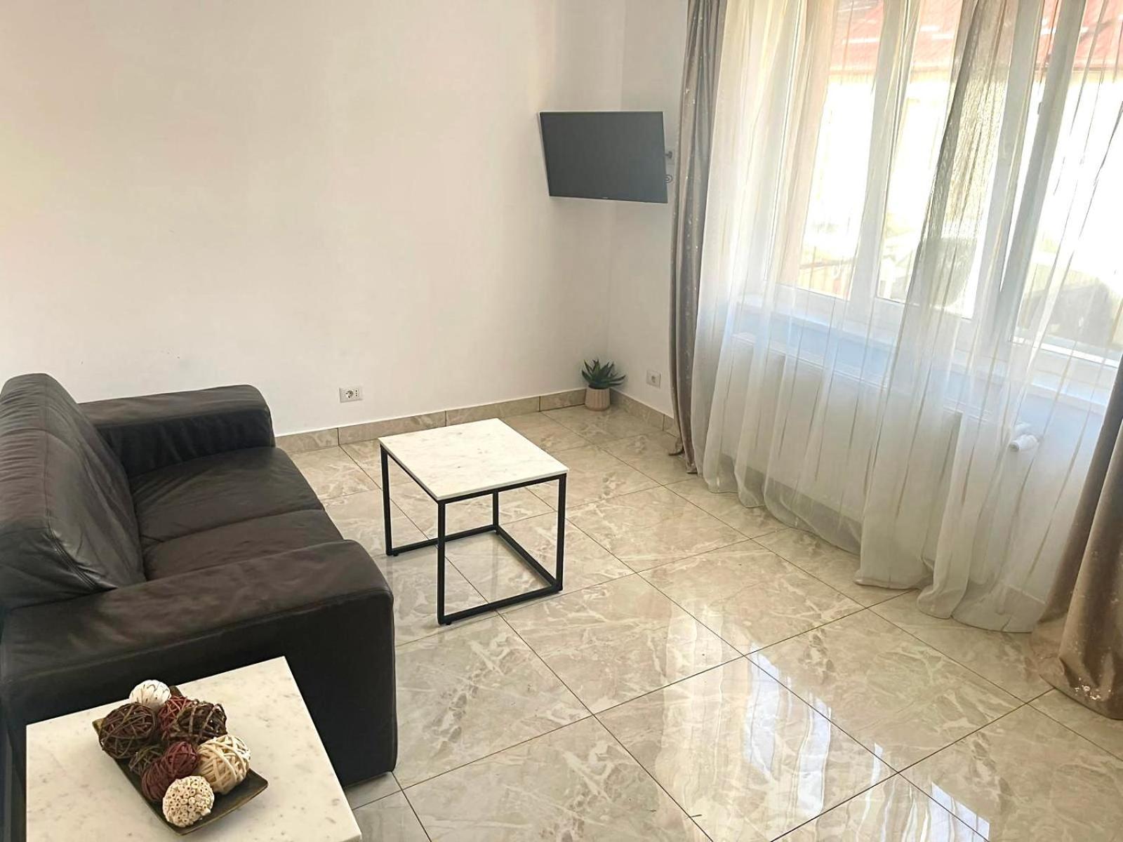 Casa Aurora 1 *